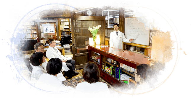 局内による月数回の西洋医学を含めた勉強会や症例検証会の実施