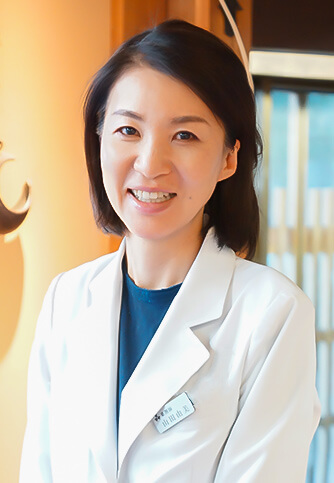 山田 由美